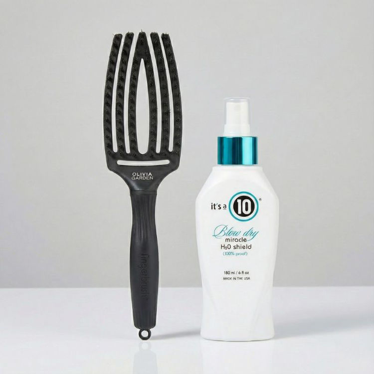 Фотографија од The Shield Kit